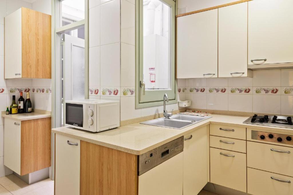 Figueres Old Town Apartment Esterno foto